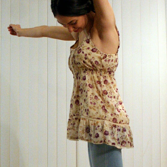 Fun, flirty peasant tank - Picture 3 of 4